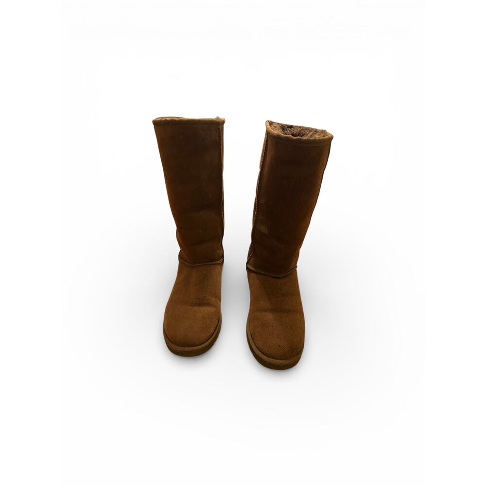 Ugg Classic Tall shearling boots women’s size 8 chocolate brown